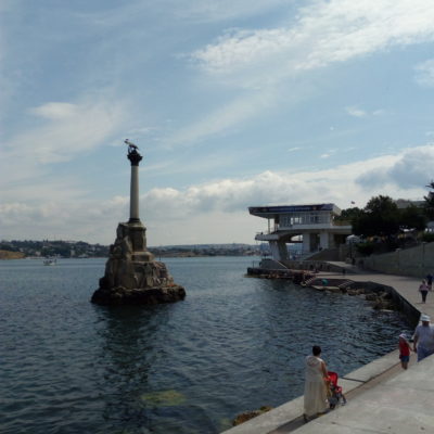 Севастополь. Памятник затопленным кораблям